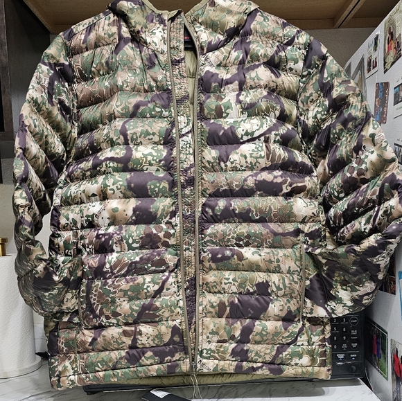 Kryptek Lykos insulated  waterproof jacket. Men's  size large - Picture 10 of 16